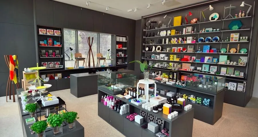 London beauty store (6)